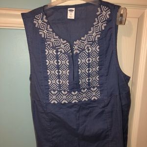 Old Navy top